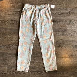 NWT BDG Light Blue Floral Mom Jeans